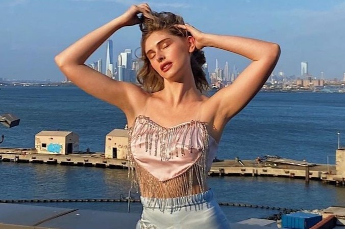 Nguoi mau bi che chua du gay hinh anh