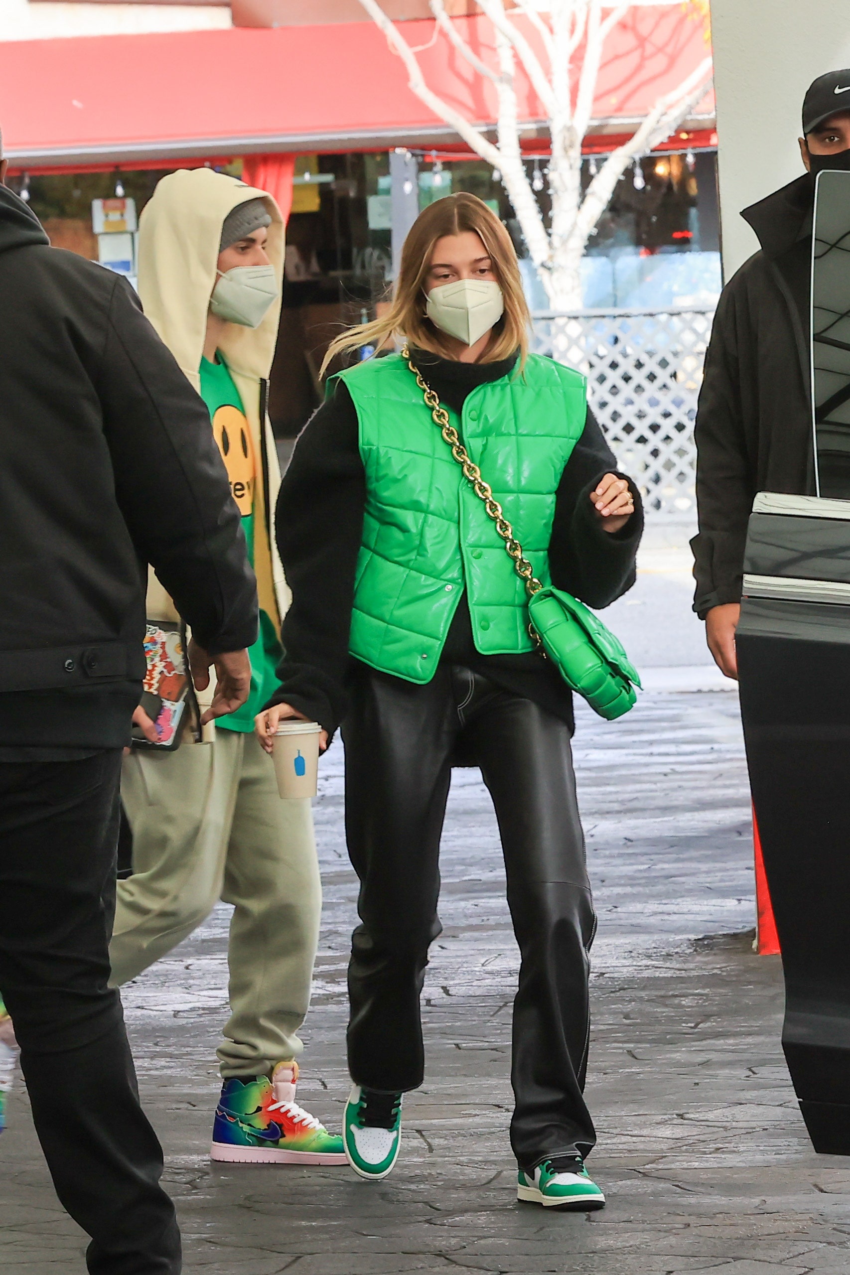 mac mau xanh la anh 12