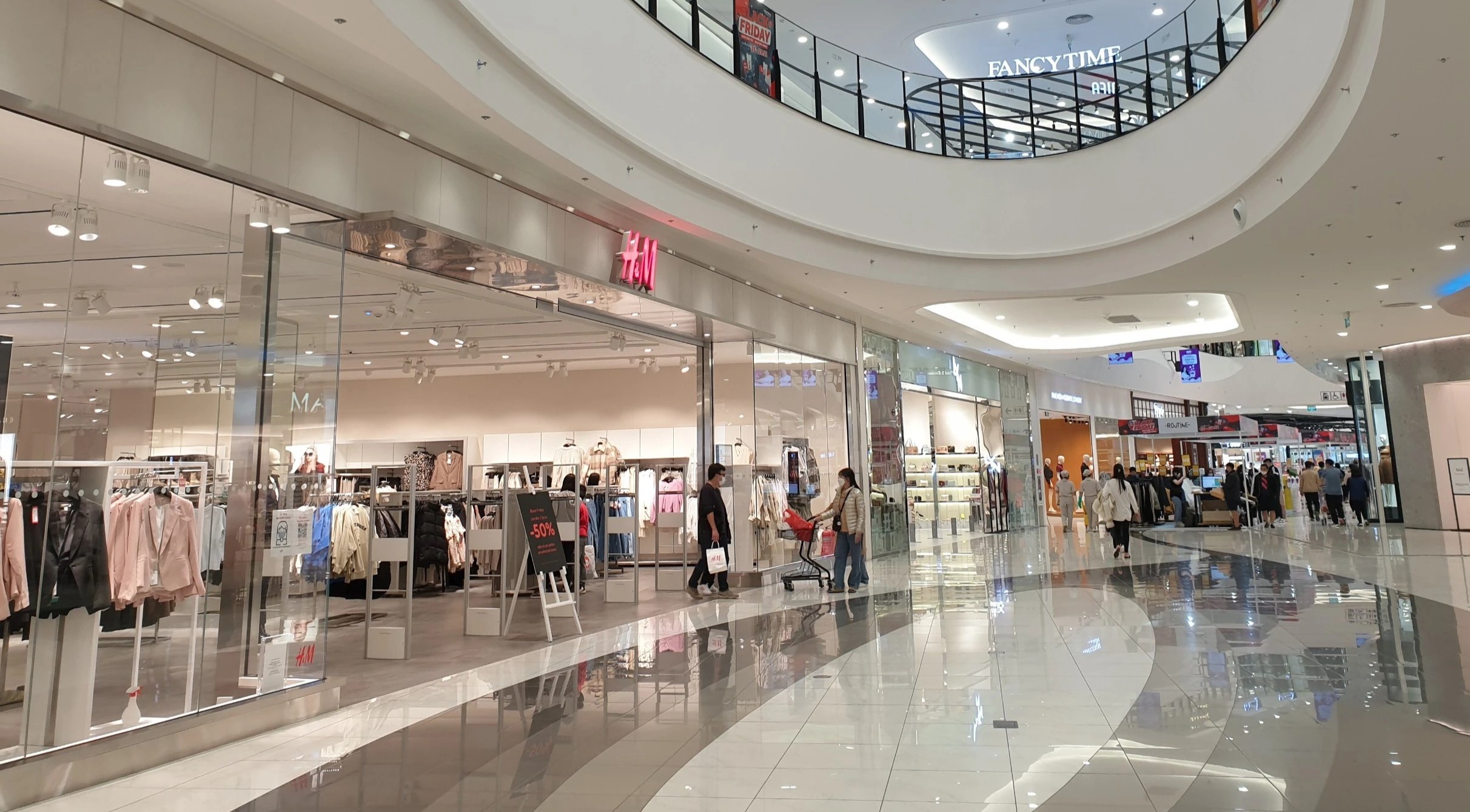 san sale black friday anh 1