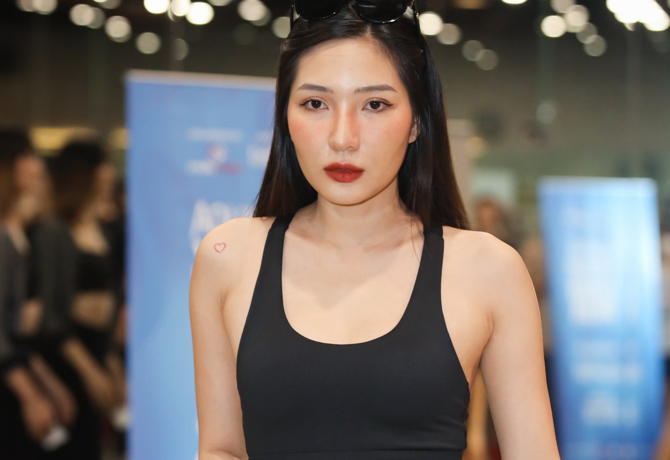 Khac biet cua Tuan le Thoi trang Viet Nam 2021 hinh anh