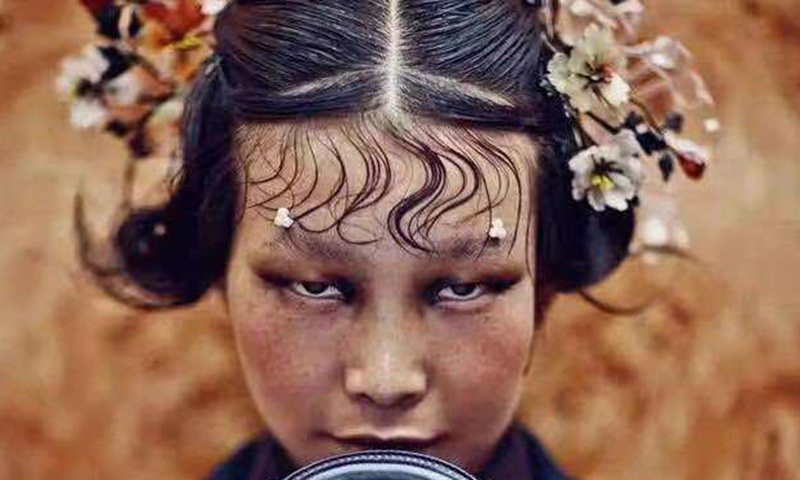 Gucci gay tranh cai anh 2