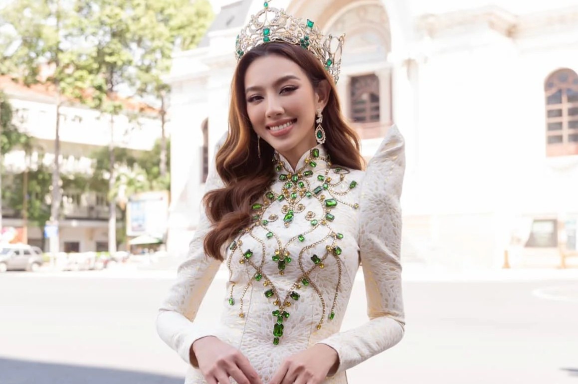 Ly do Thuy Tien thuong mac ao dai khi ve nuoc hinh anh