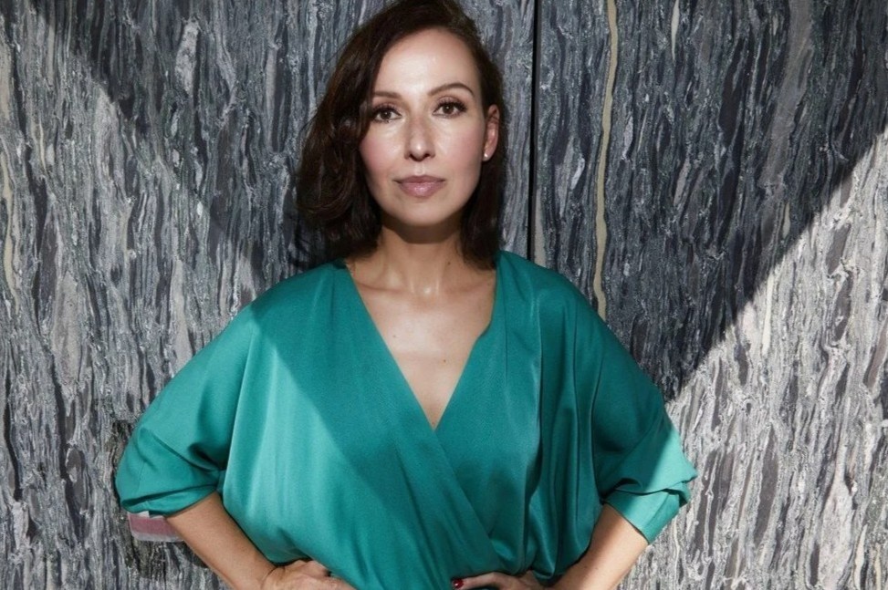 4 nam khong mua quan ao hinh anh