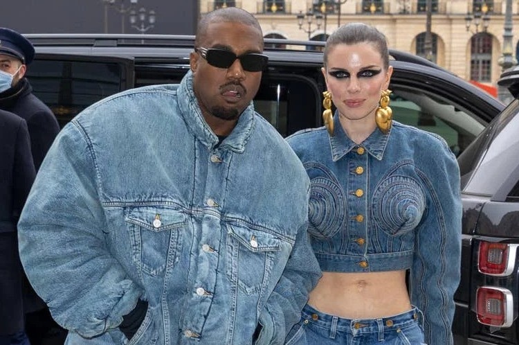 Ban gai Kanye West dan dau xu huong thoi trang hinh anh