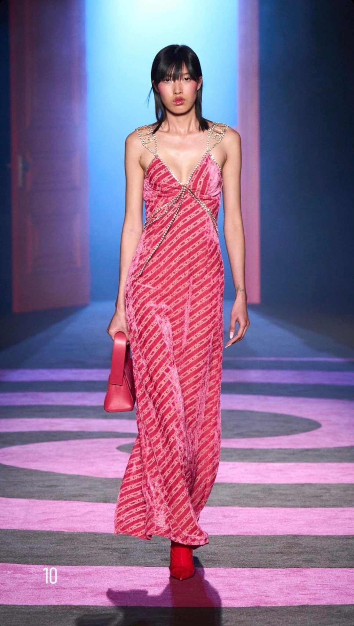 nguoi mau viet anh 7