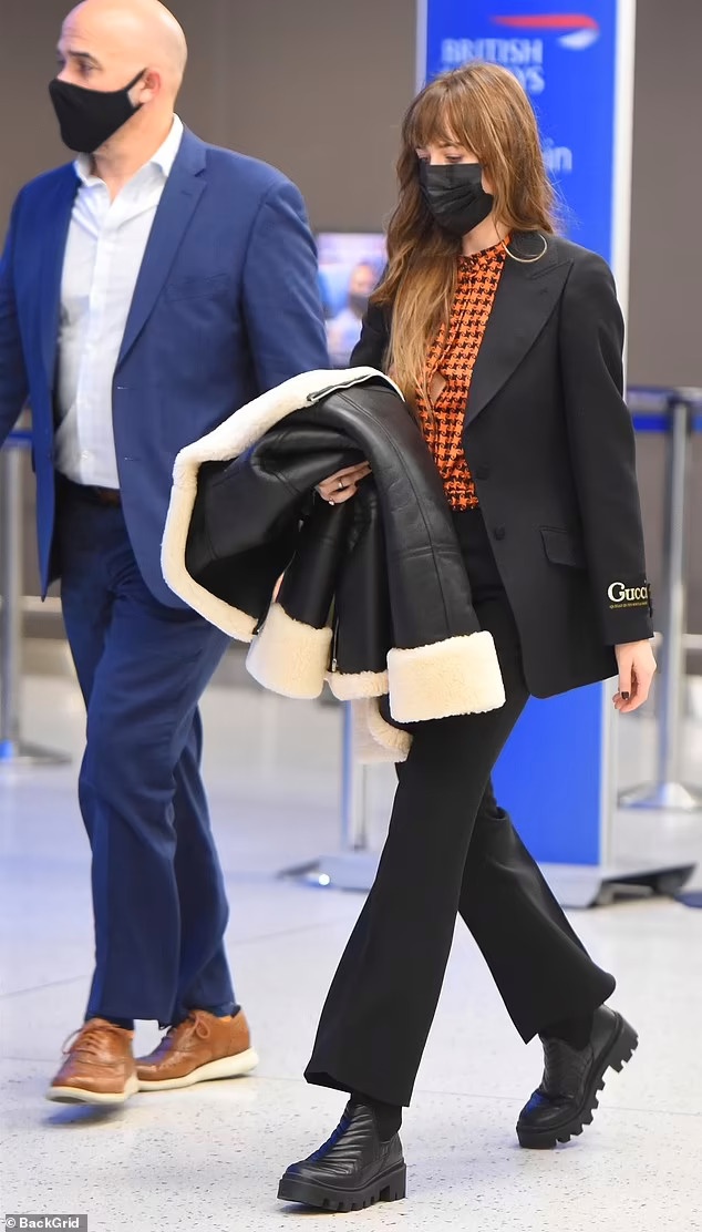 an mac nam tinh anh 8