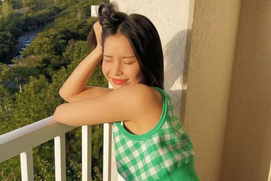 Solar (Mamamoo) an kieng cap toc the nao? hinh anh