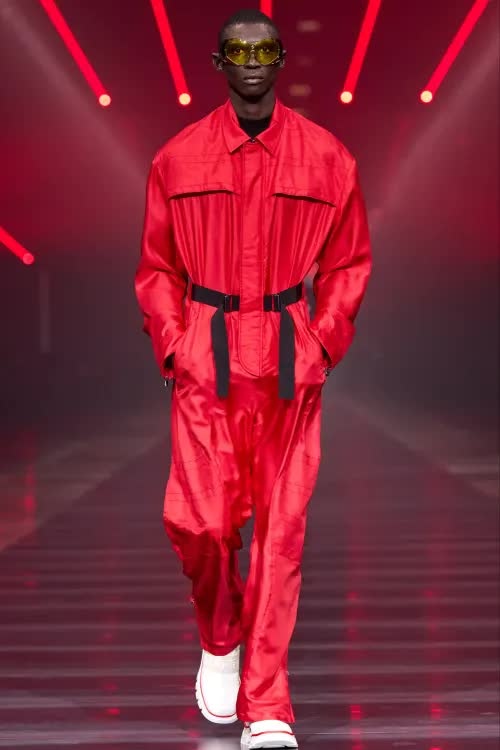 ao khoac ferrari anh 1