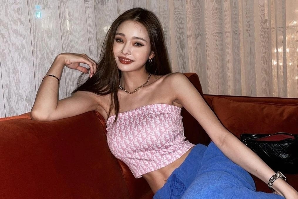 Khi nguoi noi tieng bi to mac do nhai hinh anh