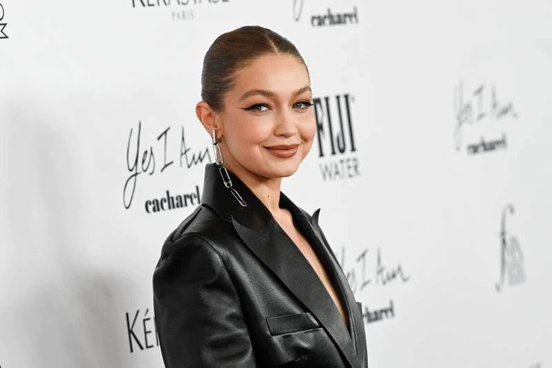 Gigi Hadid lam thiet ke anh 1