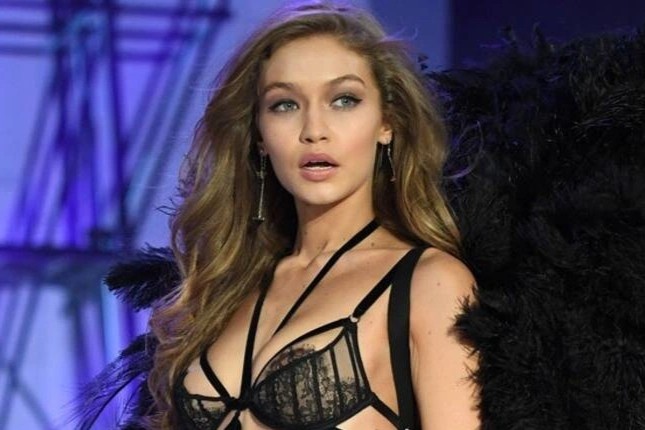 Gigi Hadid lan san linh vuc thiet ke thoi trang hinh anh