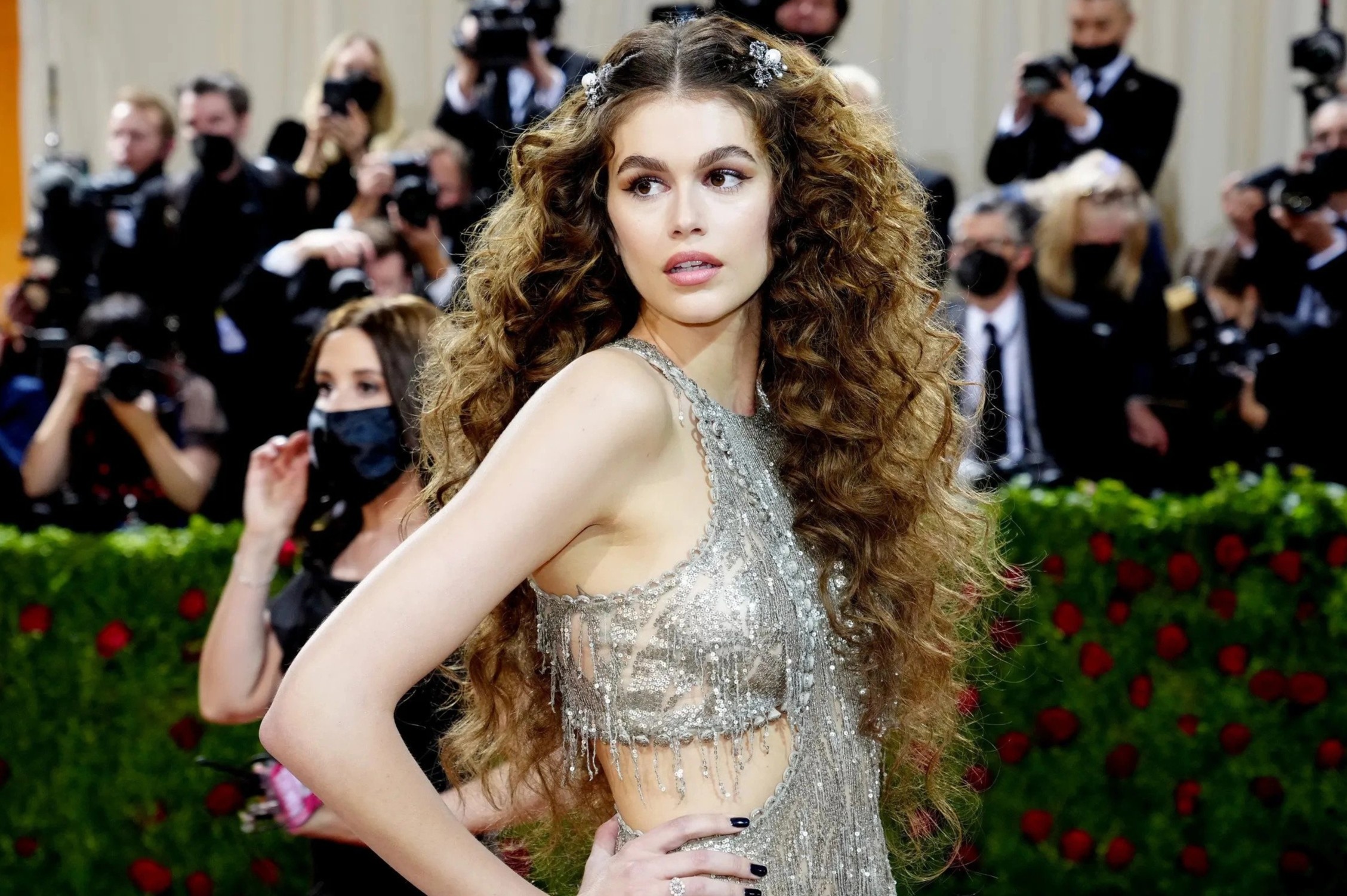 10 bo vay dep nhat Met Gala 2022 hinh anh