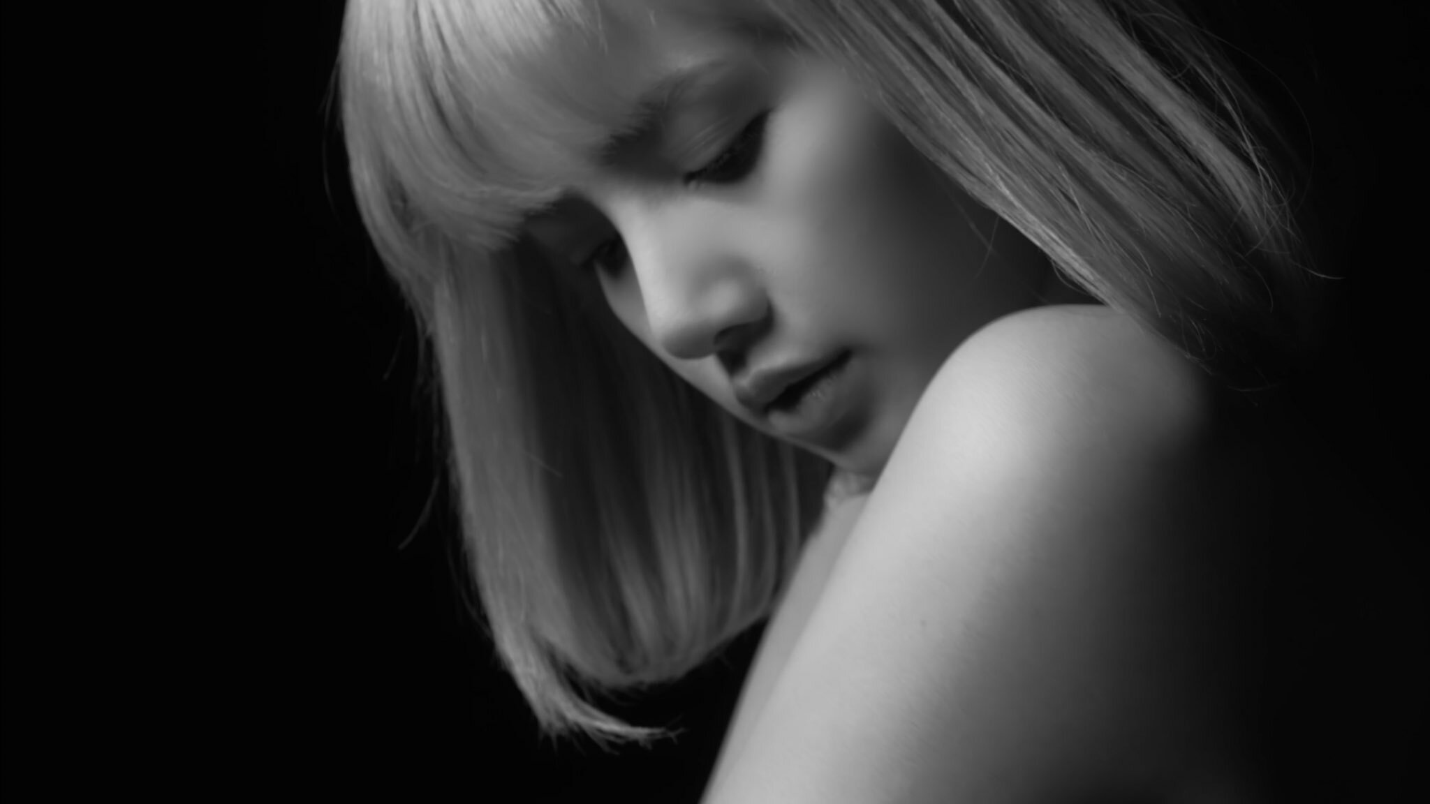 lisa catwalk ảnh 1 lisa catwalk anh 1