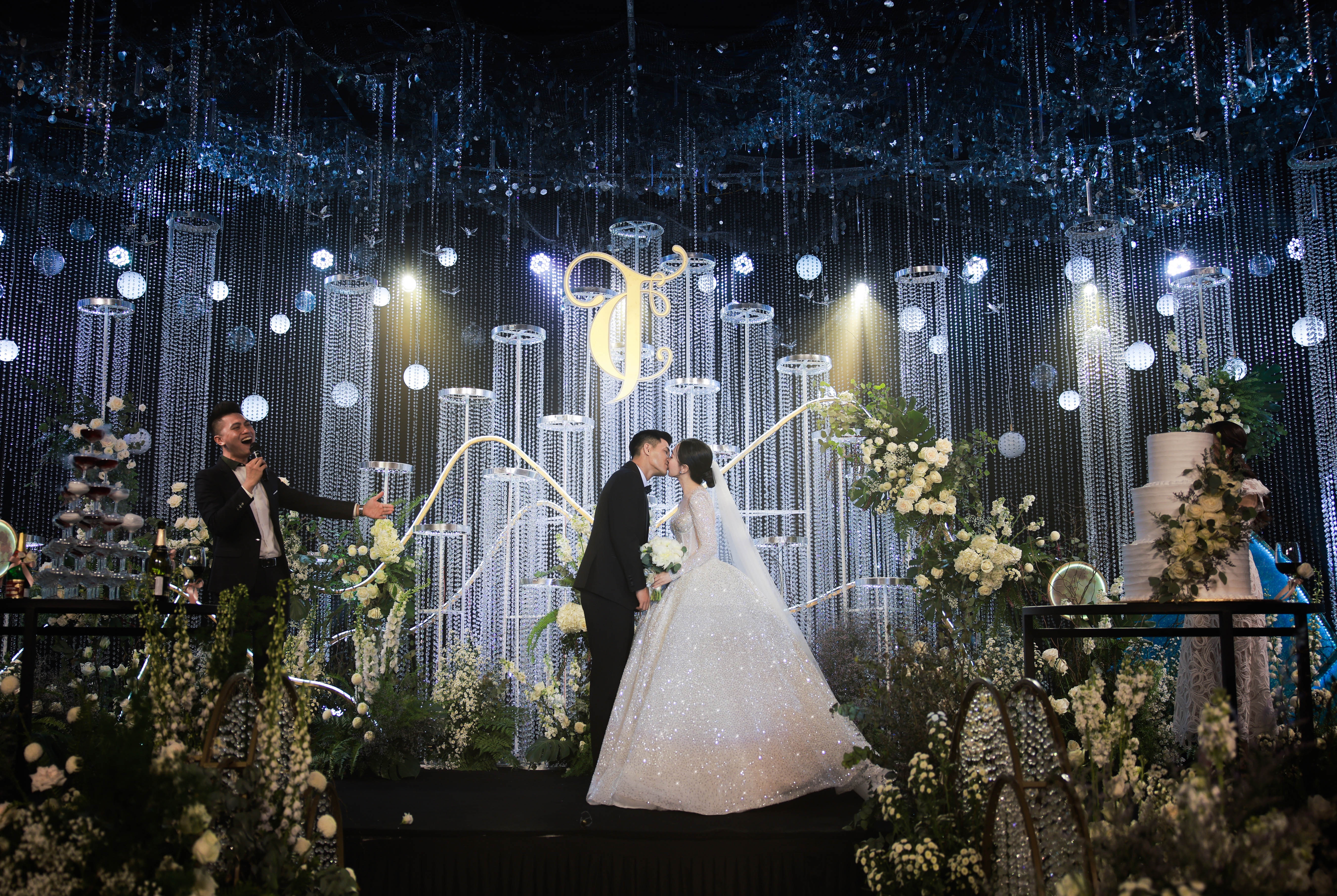 hà đức chinh cưới ảnh 3 ha duc chinh cuoi anh 3