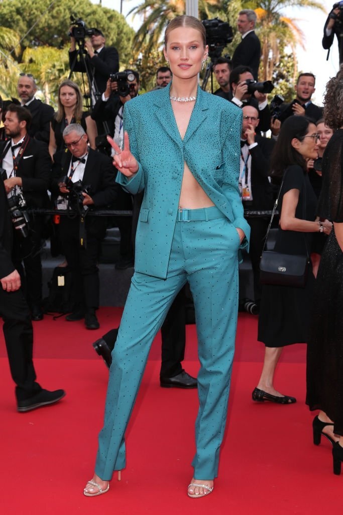 nguoi mau mac ho anh 14