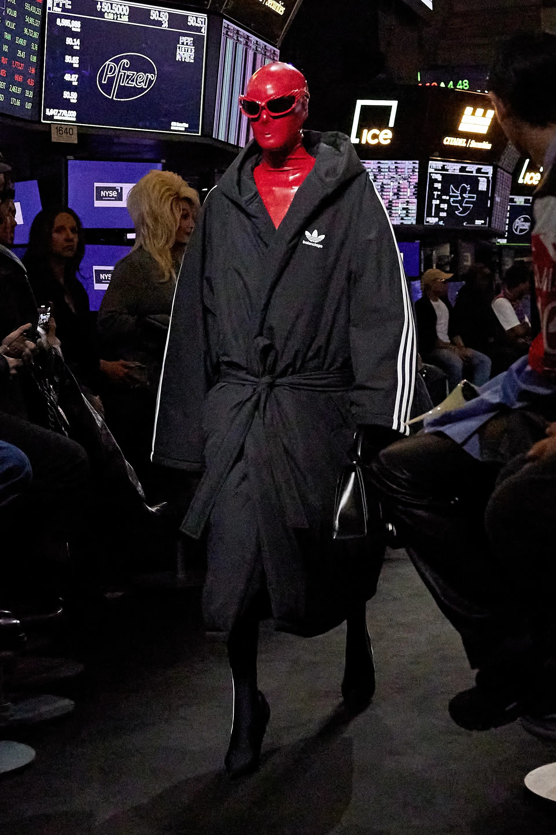 nguoi mau goi cam anh 10