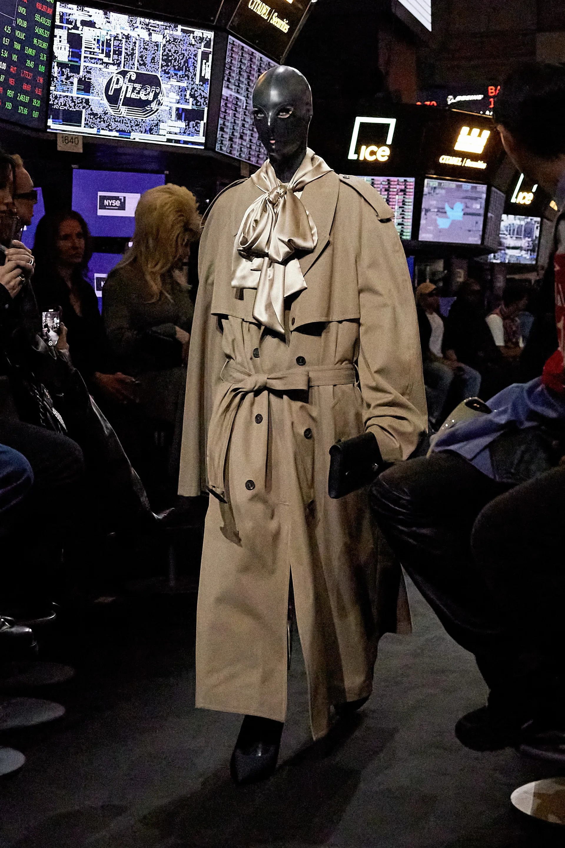 nguoi mau goi cam anh 18