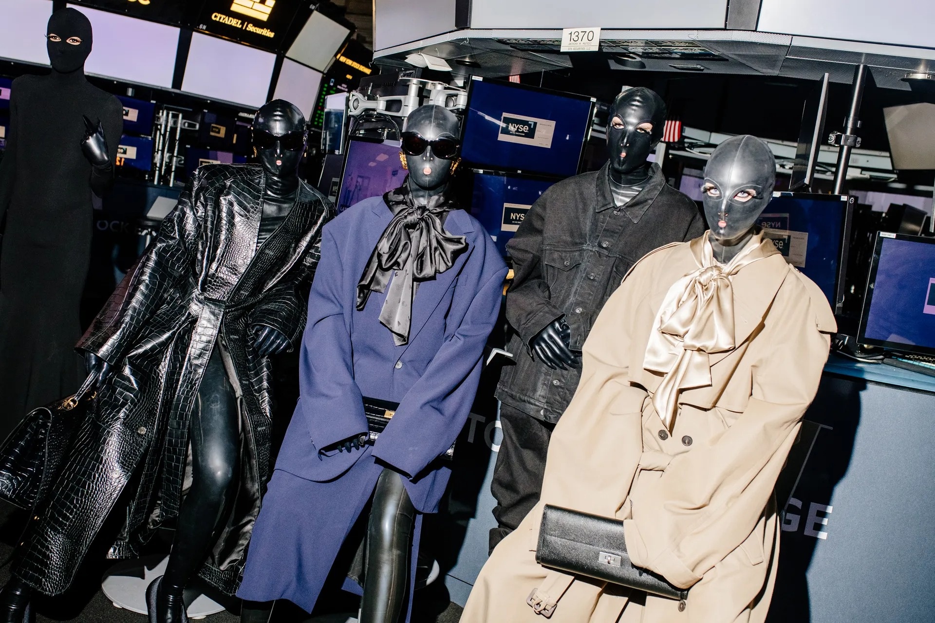 nguoi mau goi cam anh 1