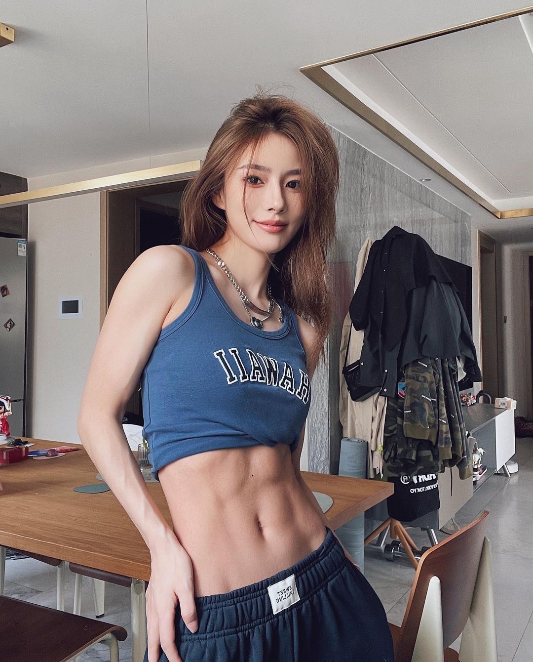 nữ thần cơ bụng ảnh 1 nu than co bung anh 1