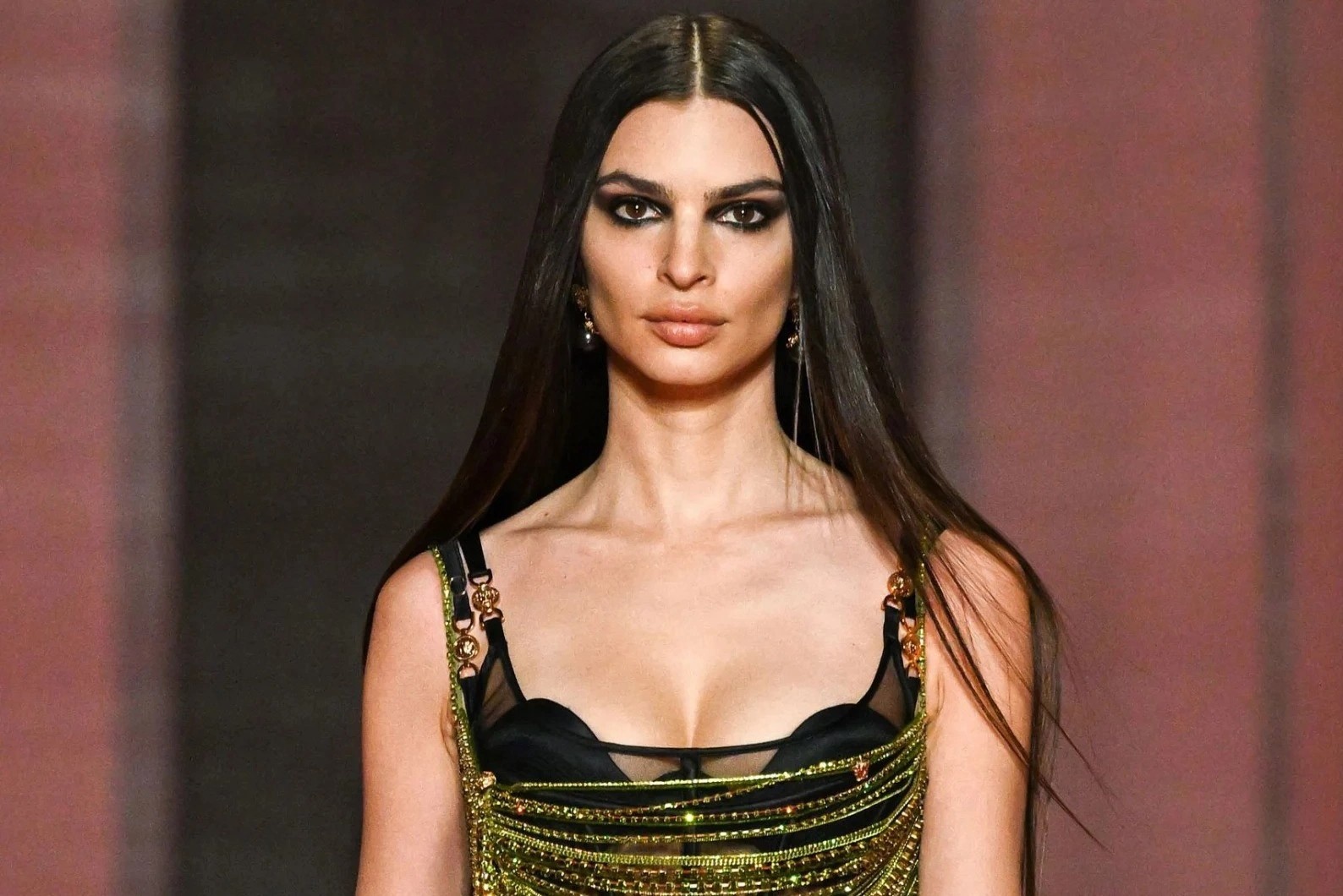 Mot noi y lap lo hinh anh