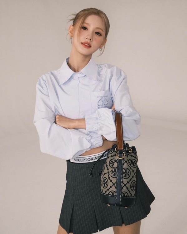 xu hướng lộ nội y ảnh 9 xu huong lo noi y anh 9