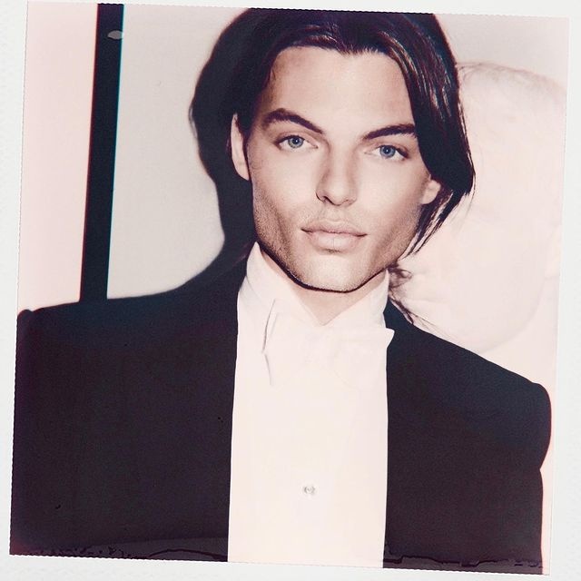 Con trai Elizabeth Hurley ảnh 14 Con trai Elizabeth Hurley anh 14