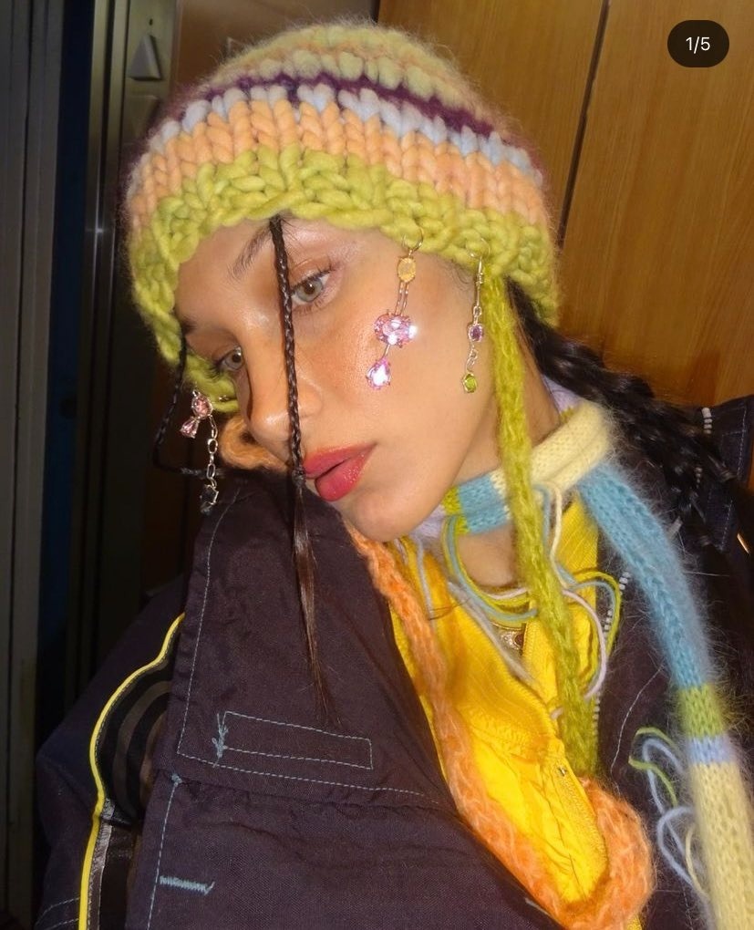 ăn mặc lòe loẹt ảnh 1 an mac loe loet anh 1