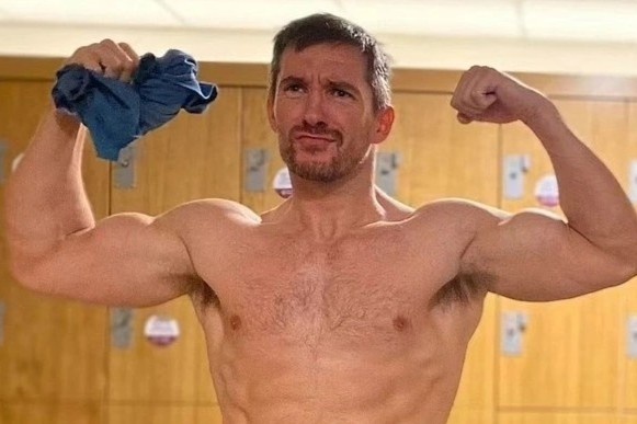 The hinh nam dien vien sau khi tap cuong do cao hinh anh