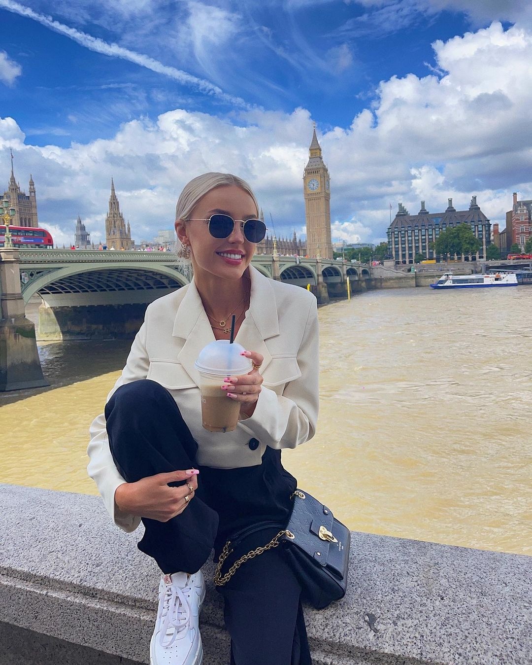 ban gai tay vot my anh 5