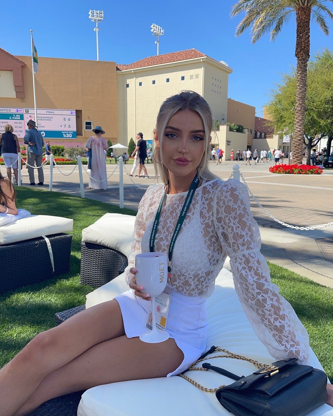 ban gai tay vot my anh 13