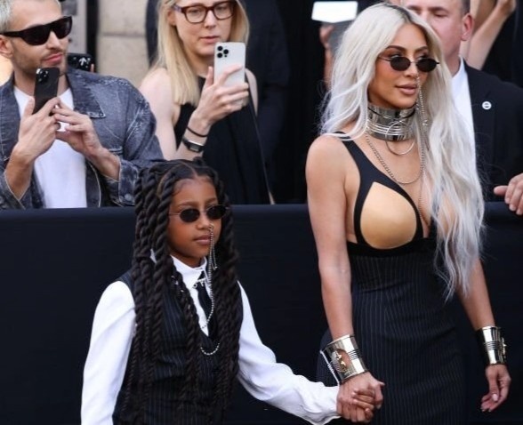 Con gai cua cap sao noi tieng the gioi hinh anh