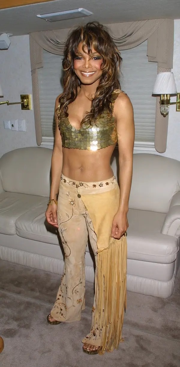 hinh xam nguoi noi tieng anh 4