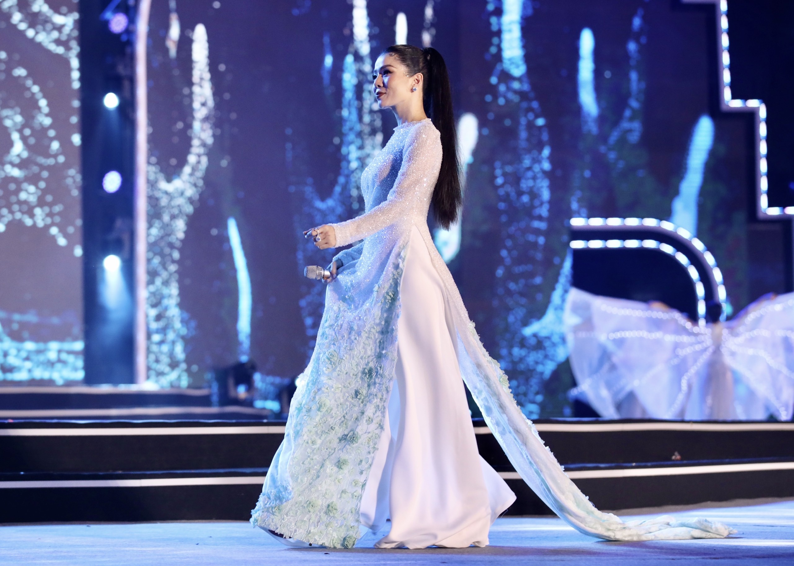 thi sinh miss world anh 6