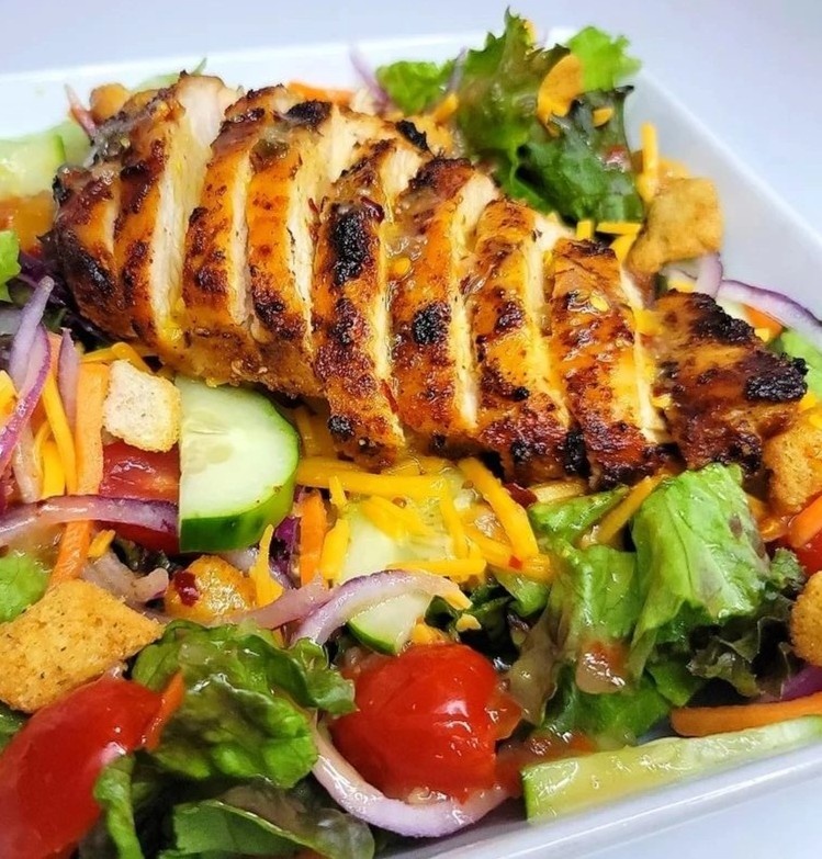 Angelina Jolie khoe eo anh 3