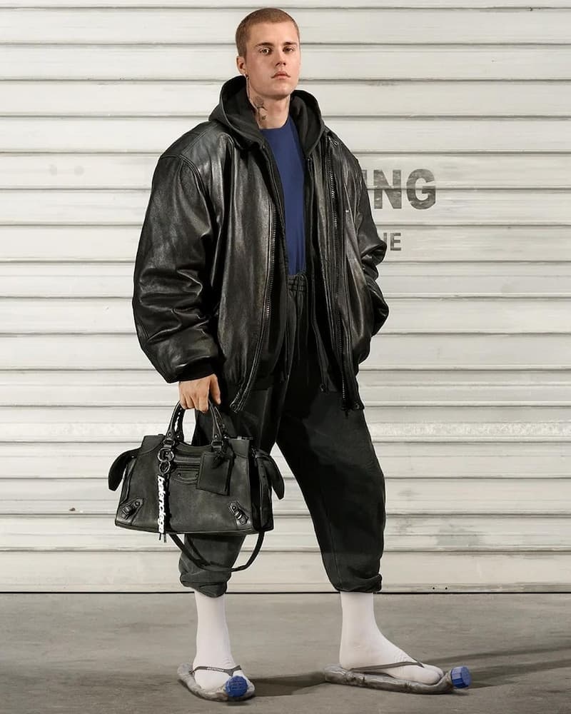 dep tong balenciaga anh 1