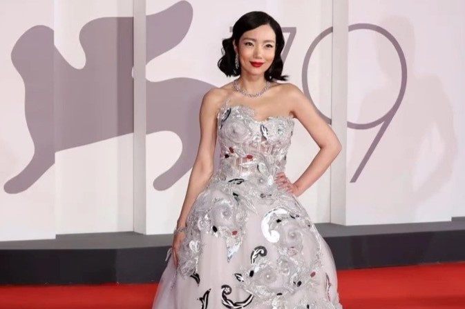 CEO Han Quoc kem tieng vuot mat sao hang A tren tham do Venice hinh anh