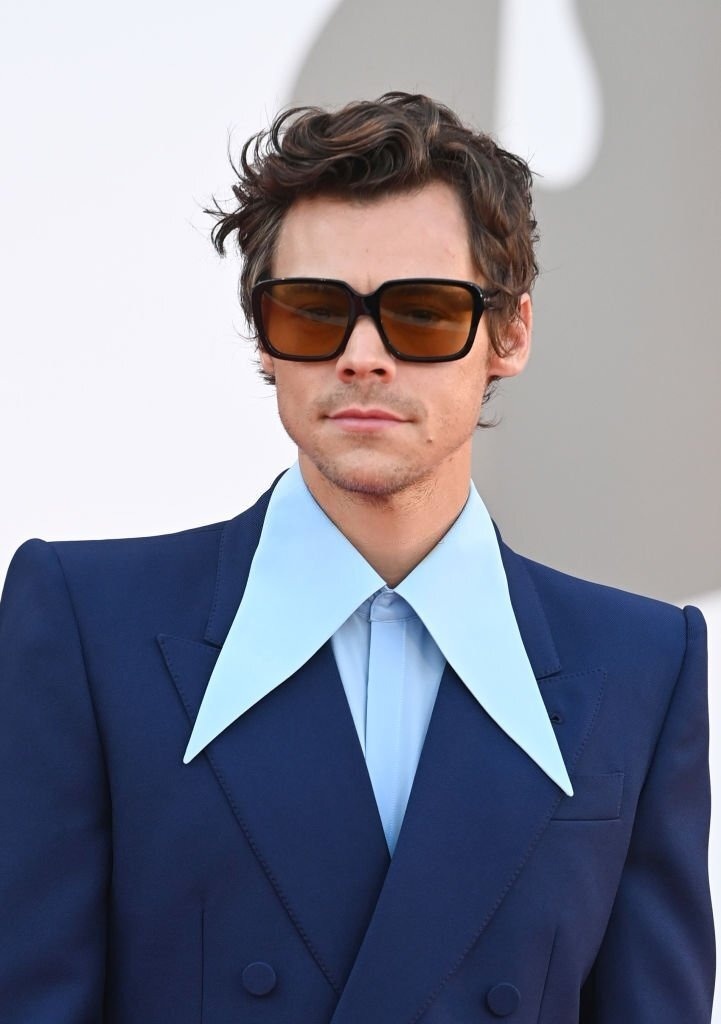 dan ong mac dep anh 1