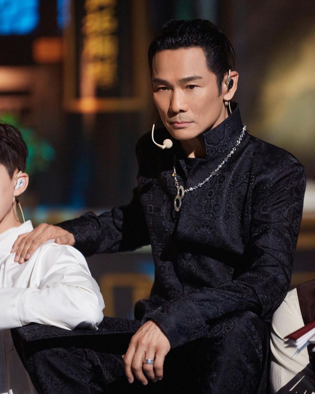 trẻ hóa đàn ông ảnh 1 tre hoa dan ong anh 1