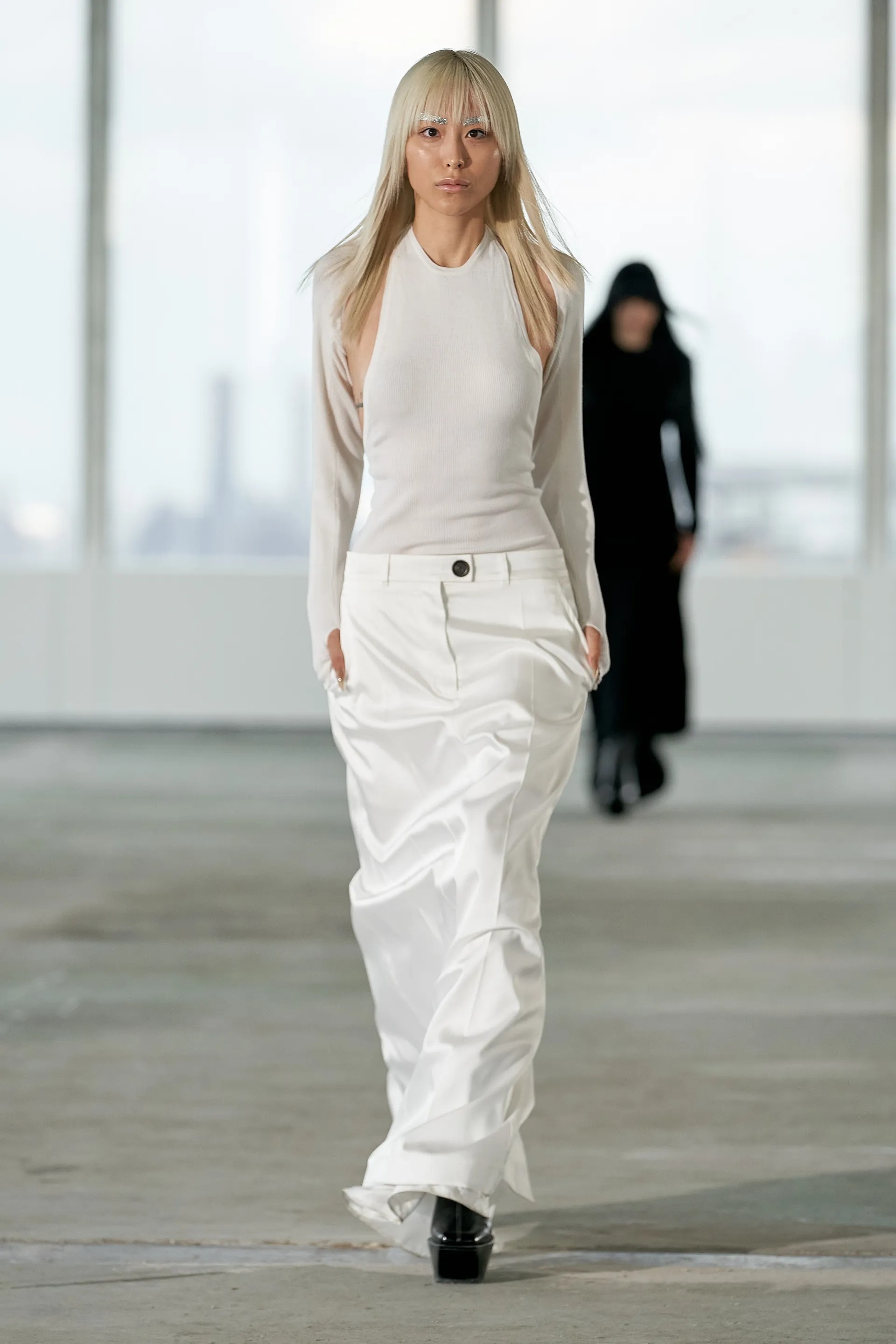 quần lộ hông ảnh 4 quan lo hong anh 4