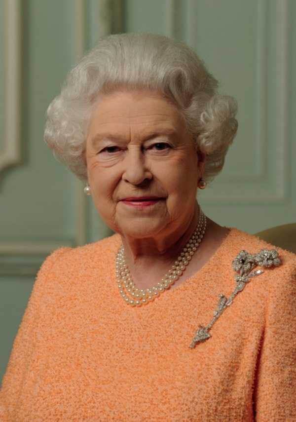 trang sức nữ hoàng ảnh 11 trang suc nu hoang anh 11