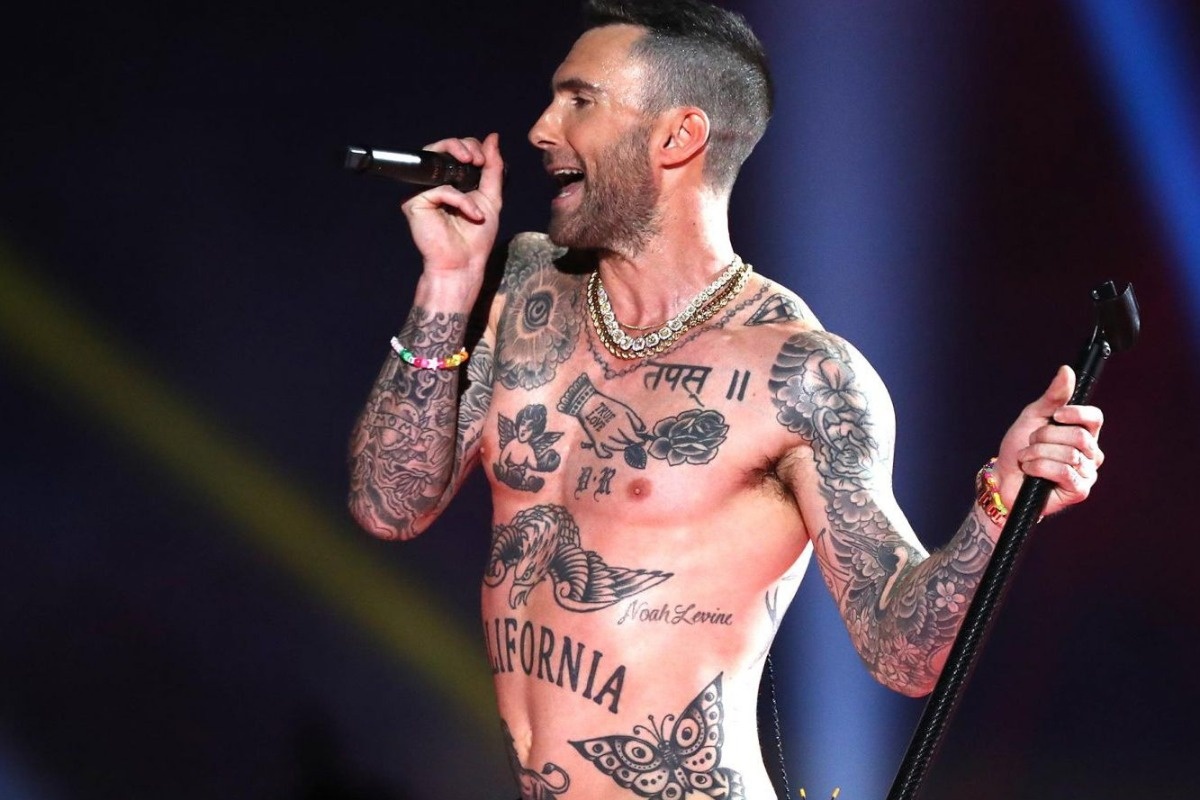adam levine ngoai tinh anh 9
