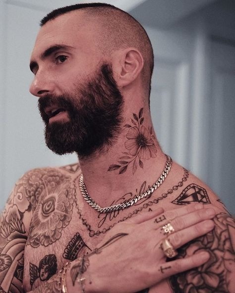 adam levine ngoại tình ảnh 4 adam levine ngoai tinh anh 4