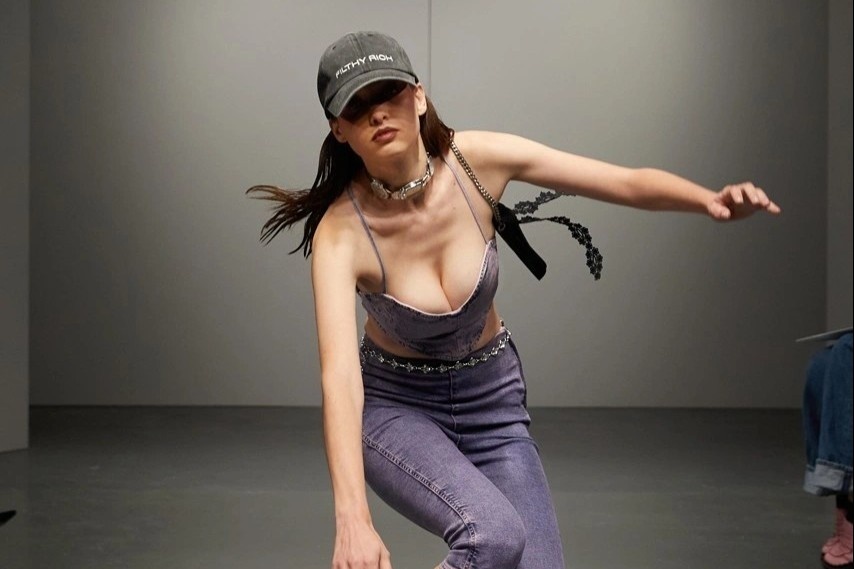 Loat nguoi mau co y nga hinh anh