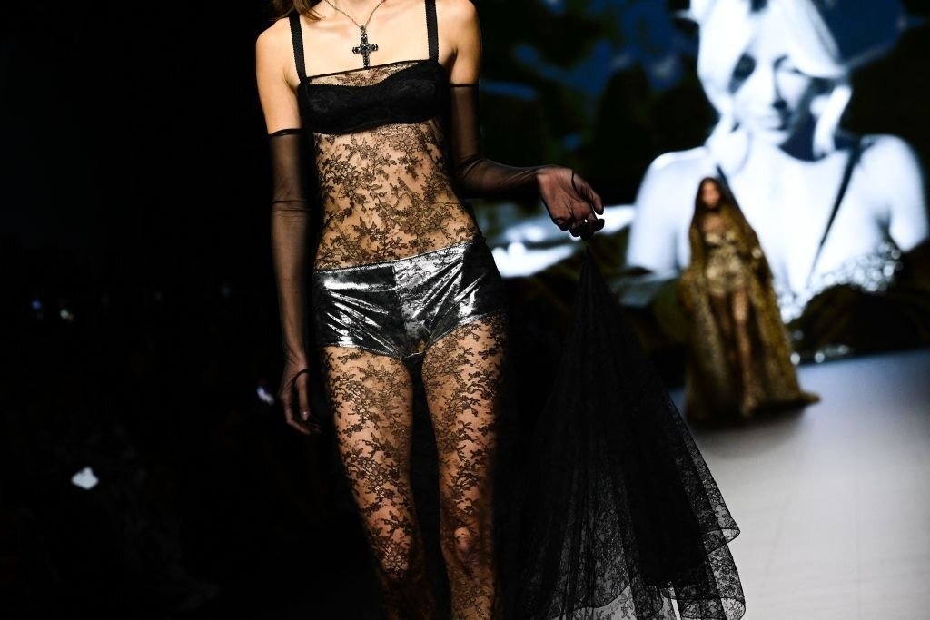 cao gai Monica Bellucci anh 1