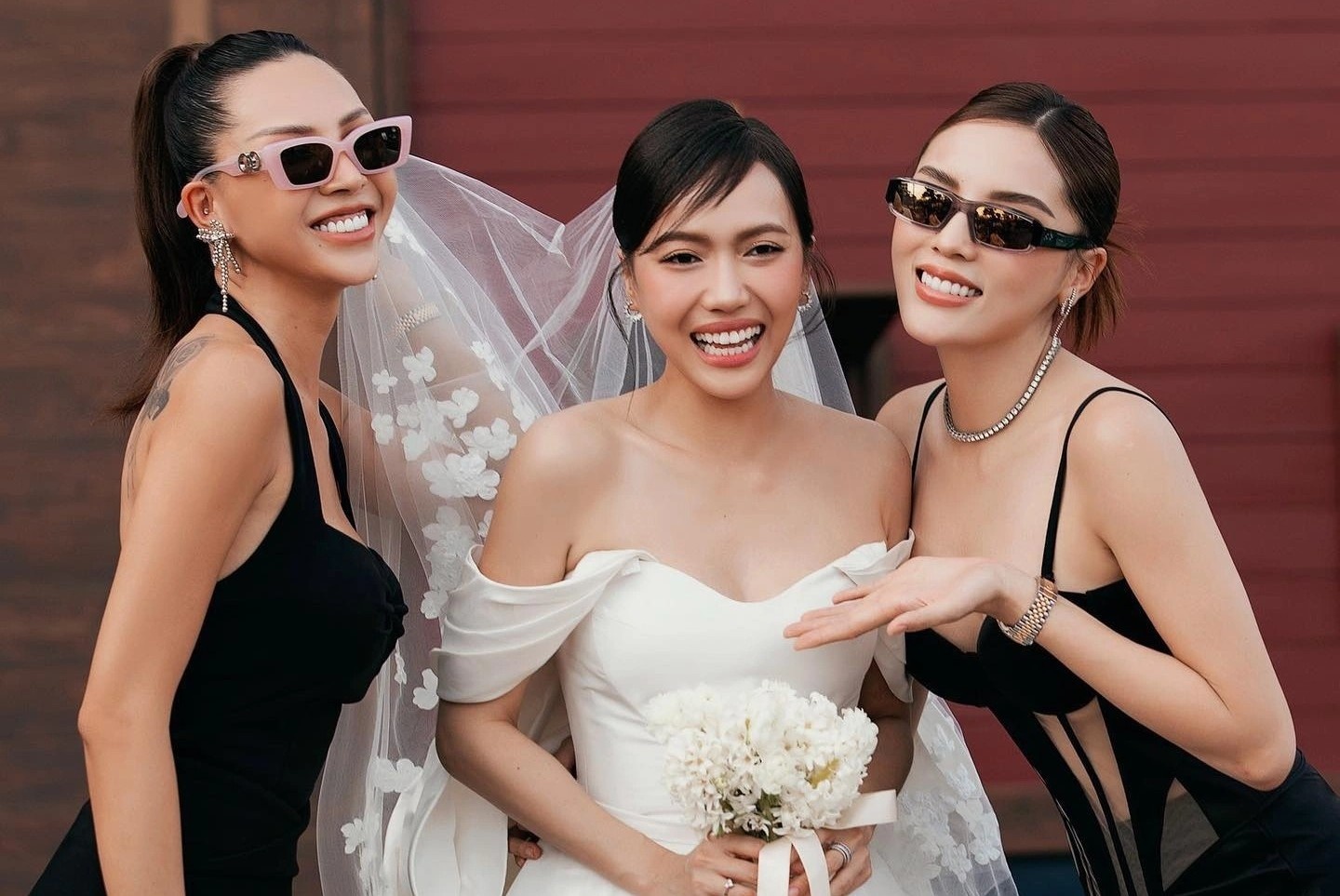 Luu y mac do di dam cuoi hinh anh