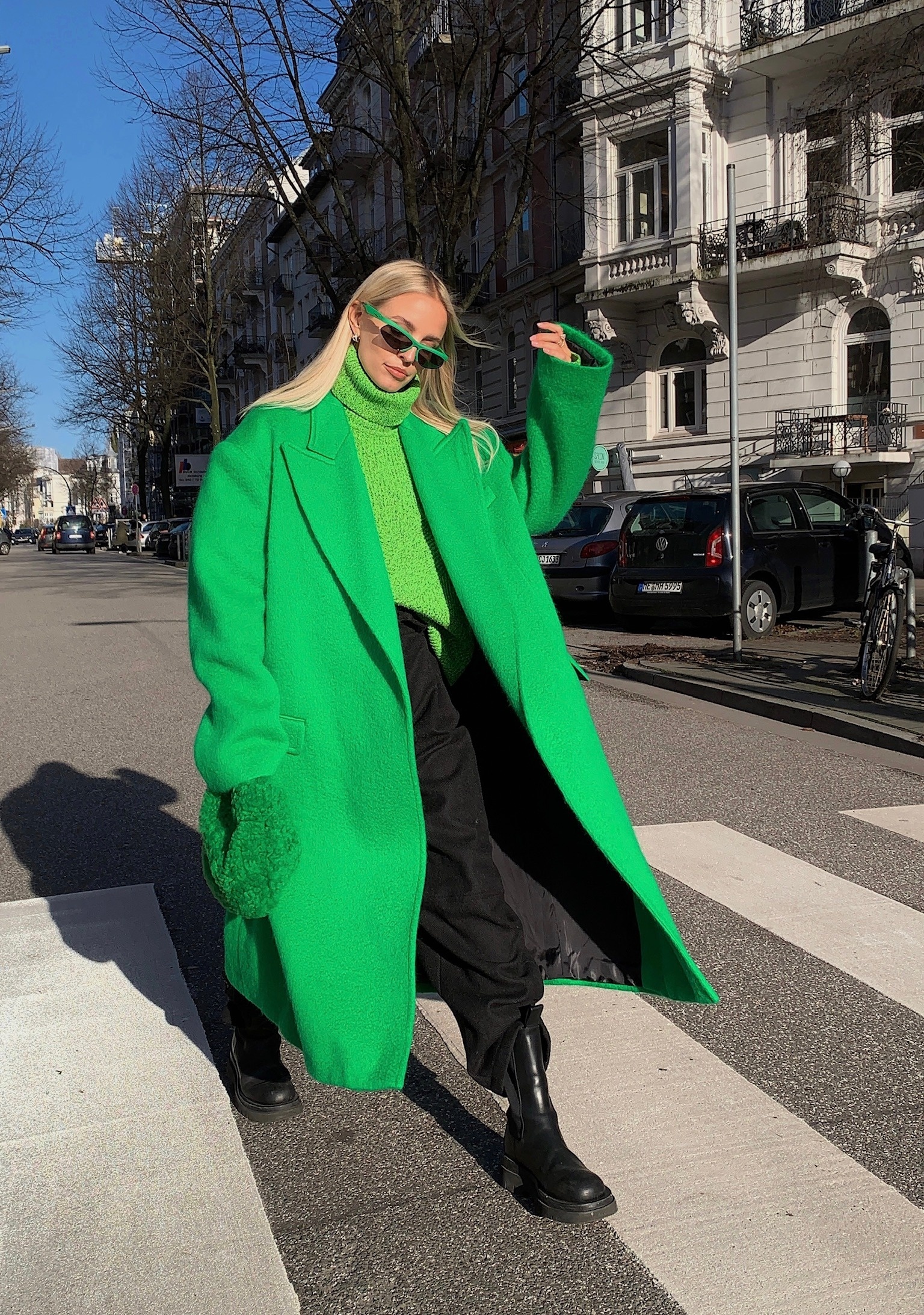 tập đoàn thời trang ảnh 5 tap doan thoi trang anh 5