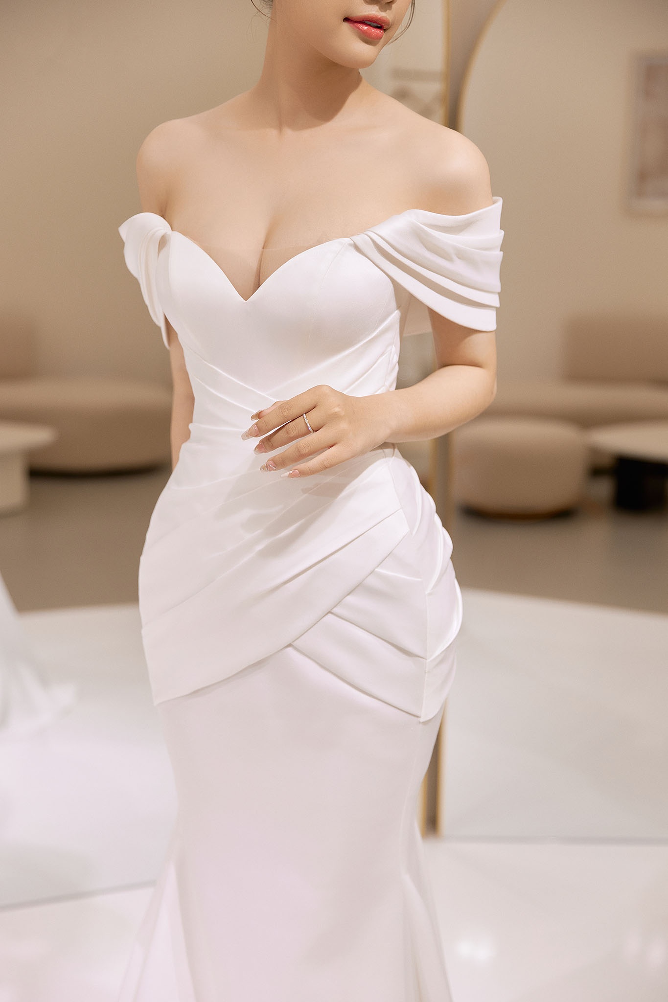 vay cuoi sao viet anh 9