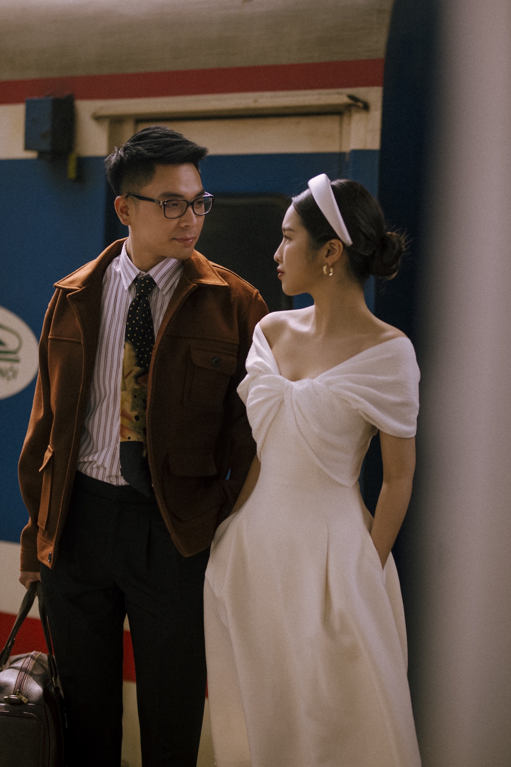 vay cuoi sao viet anh 14