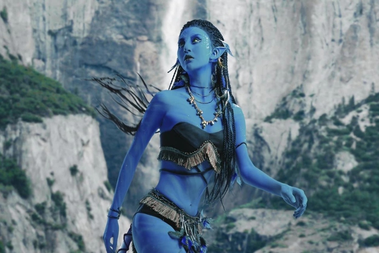 Sao Viet hoa trang giong nguoi Na'vi trong dip Halloween hinh anh