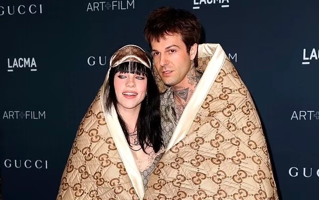 Dap chan di tham do hinh anh